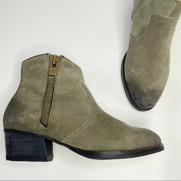 Bussola Western Leather Olive Green Distressed Ankle Bootie 6.5/7 - Picture 2 of 7